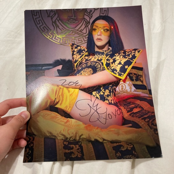 Laganja Estranja Signed Print - Picture 2 of 5